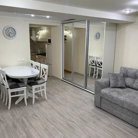 Vel-Шевченка Apartment Chernivtsi Exterior photo
